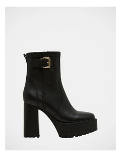 Summit Boots in Black