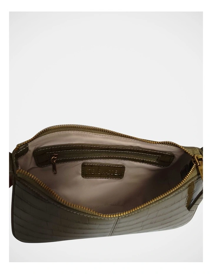 BTanzie Shoulder Bag in Olive image 5