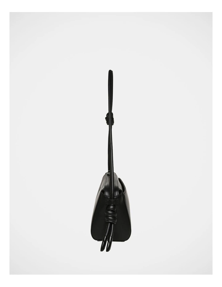 Btorres Shoulder Bag in Black image 3