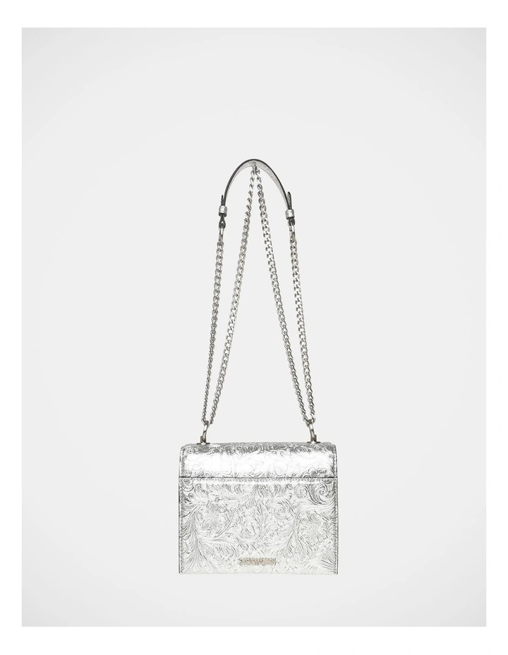 BPaysons Crossbody Bag in Silver image 4