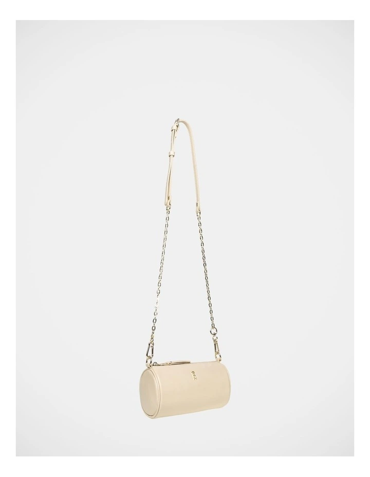 BDoja Shoulder Bag in Cream image 2