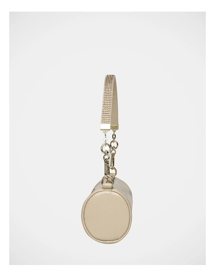 BDoja Shoulder Bag in Cream image 4