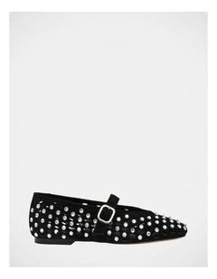 Rerun Ballet Flats in Black