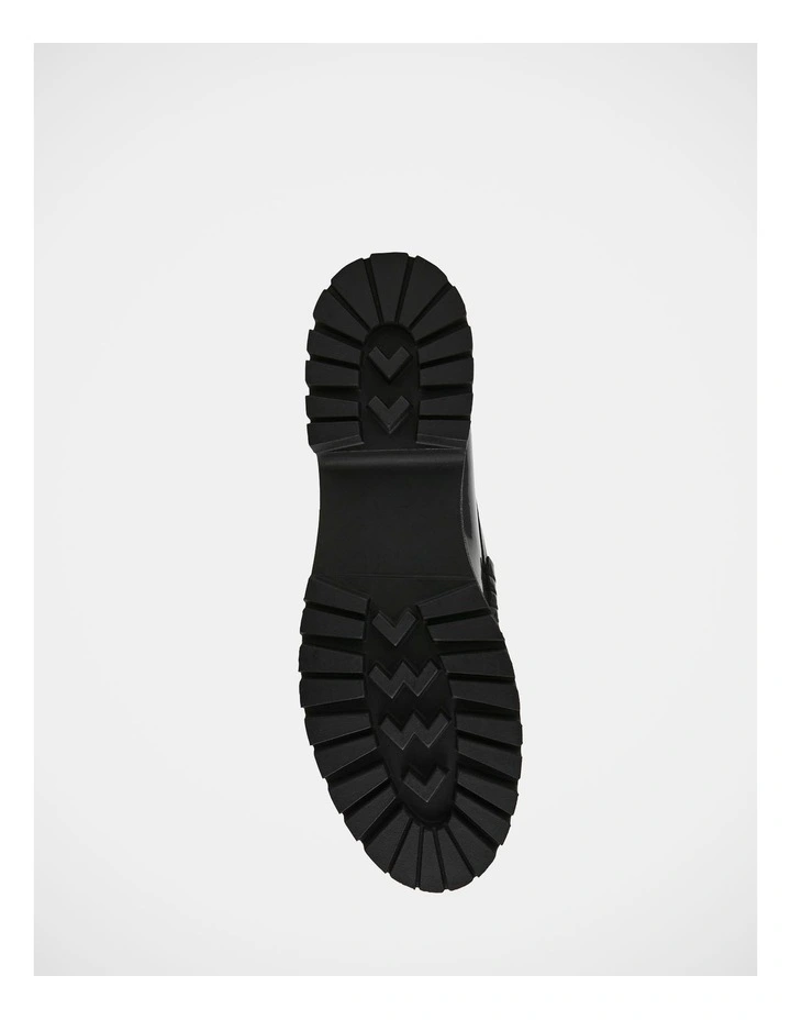 Langsten-CN Loafers in Black image 7