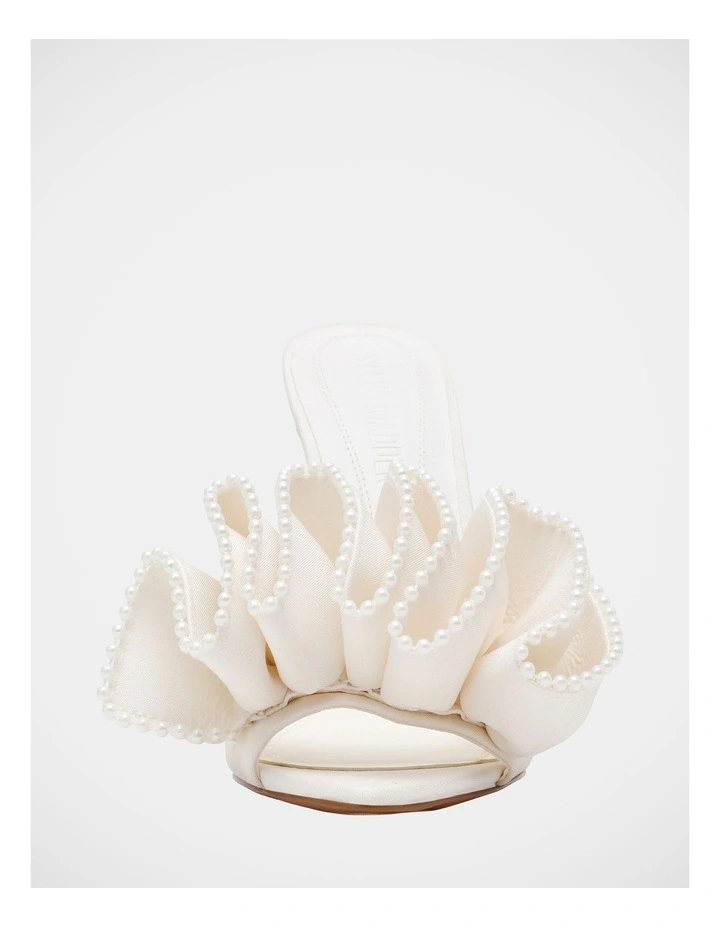 Affinity Dress Heels in Pearl image 4