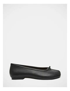 Calico Flats in Black