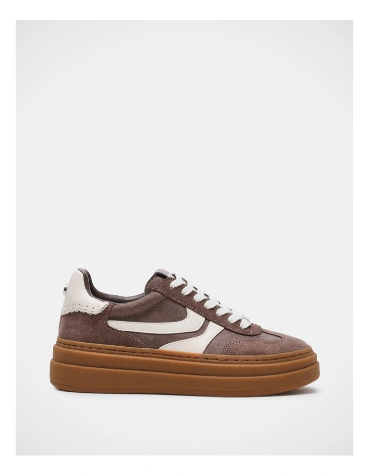 Dodge Sneakers in Taupe Multi image 1