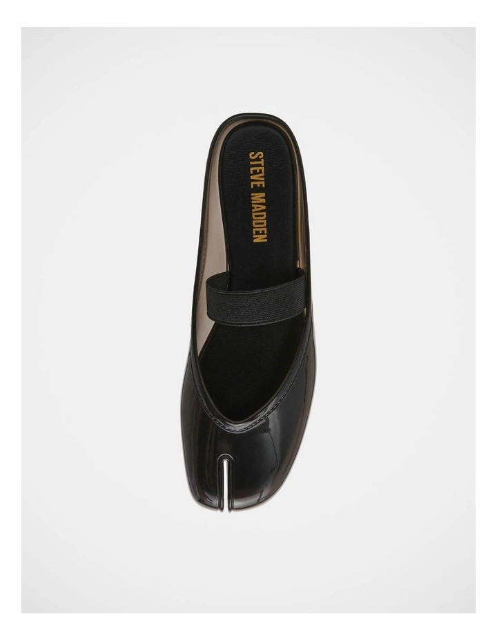 Cova Flats in Black image 4