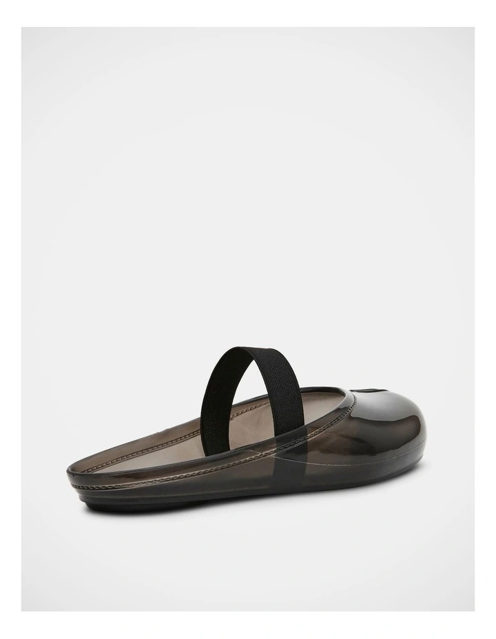 Cova Flats in Black image 5