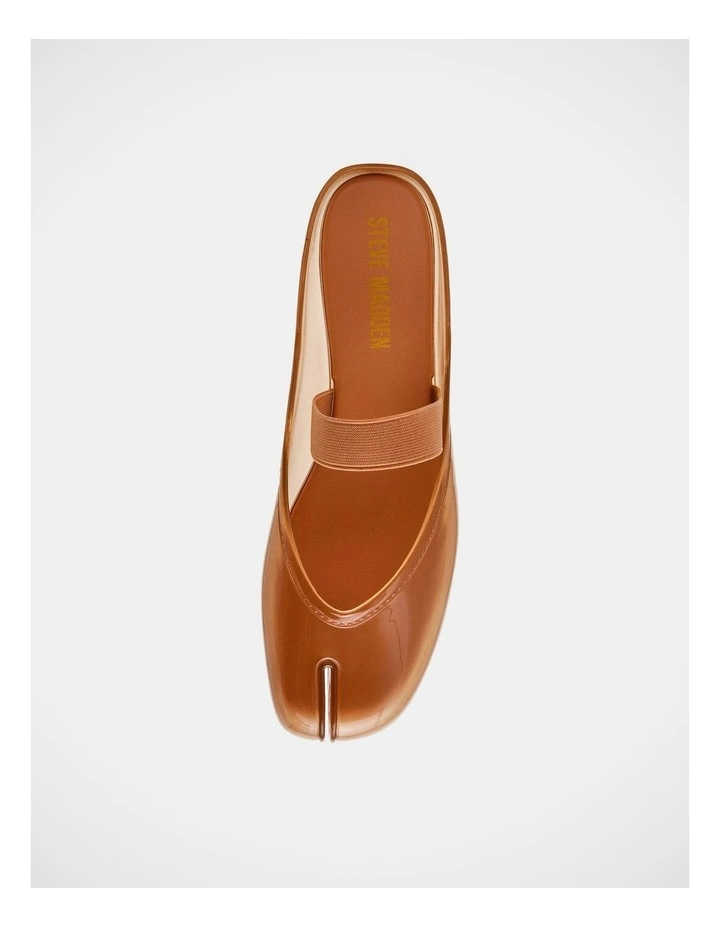 Cova Flats in Blush image 4