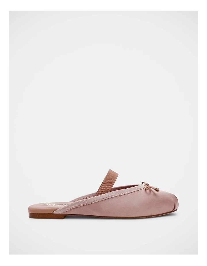 Cutesy Flats in Blush image 1