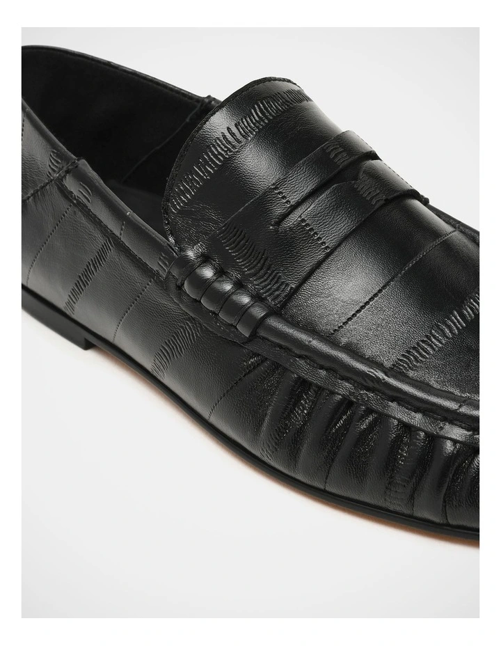 Roger Loafers in Black image 5