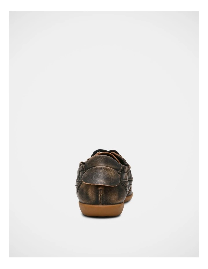 Khaia Sneakers in Brown Distressed image 6