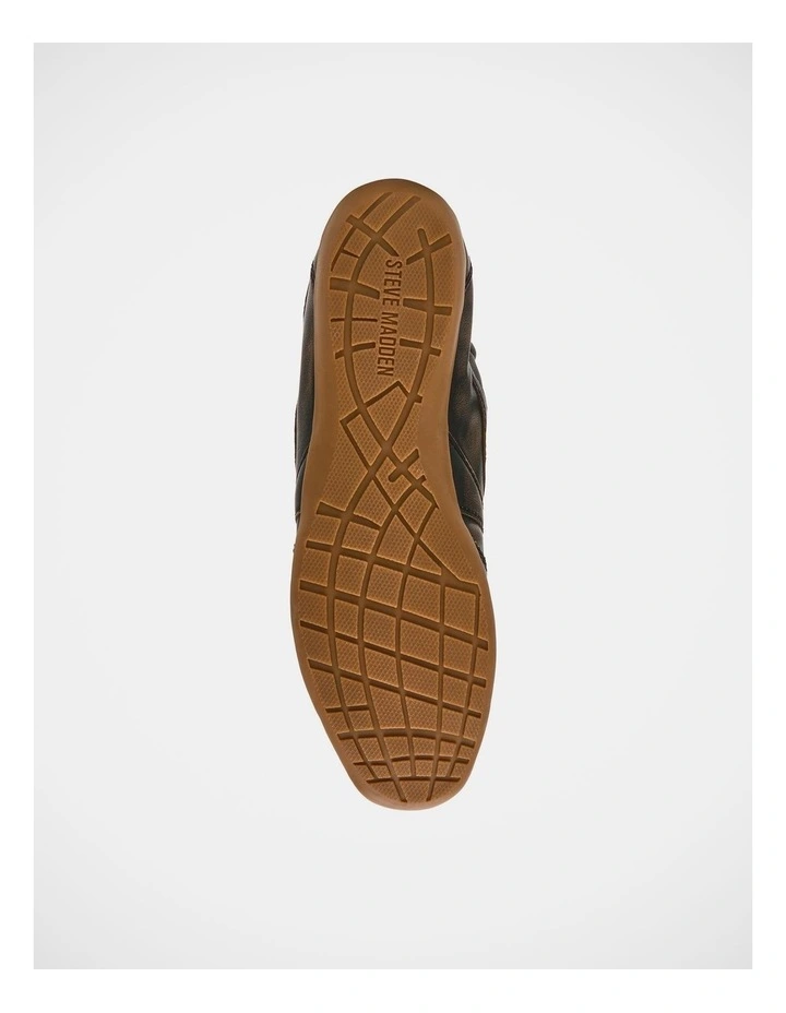 Khaia Sneakers in Brown Distressed image 7