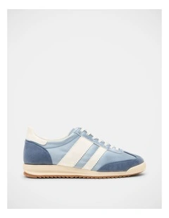 Jumper Sneakers in Light Blue