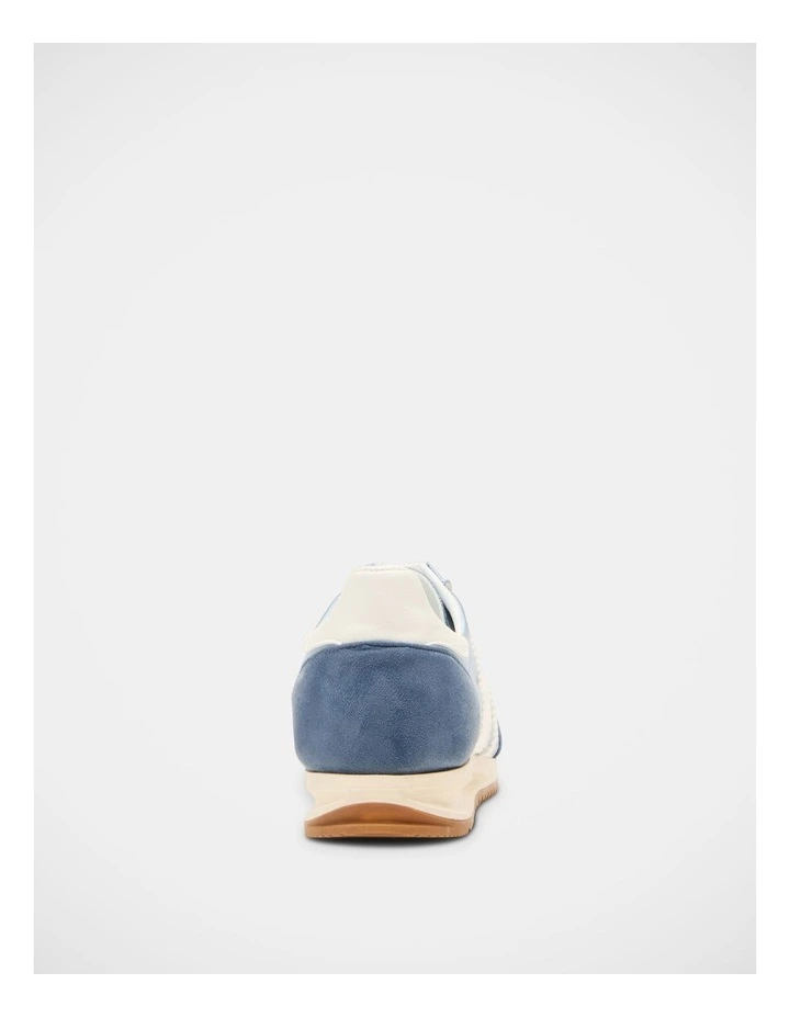 Jumper Sneakers in Light Blue image 6