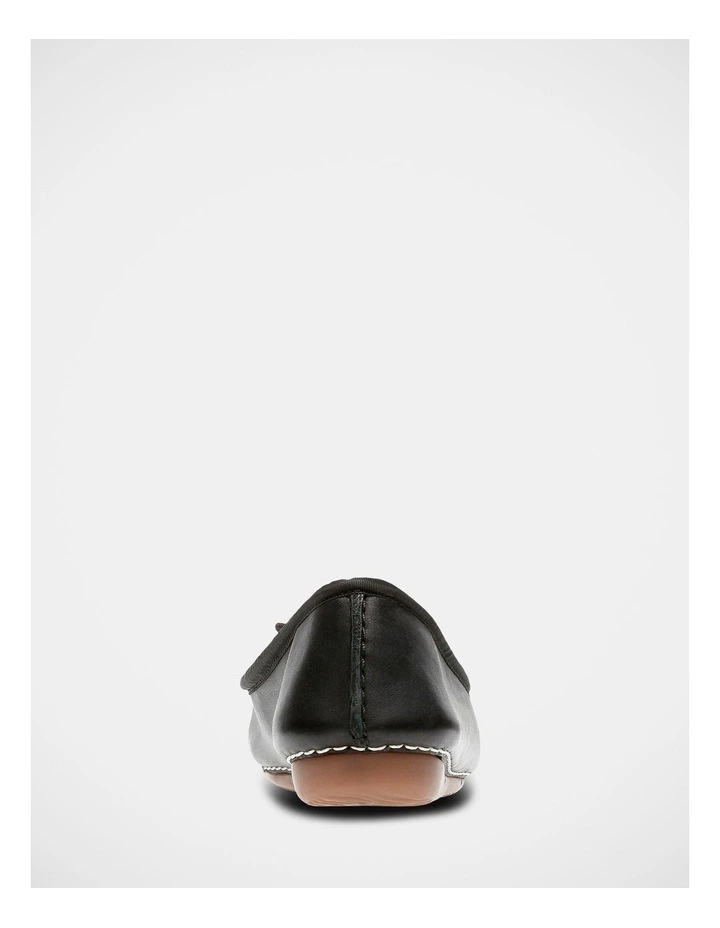 Freckle Ice Shoes in Black image 5