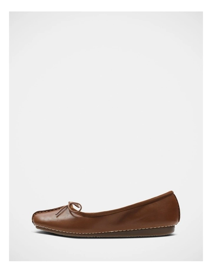 Freckle Ice Shoes in Dark Tan image 4