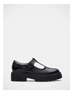 Page Bar Shoes in Black