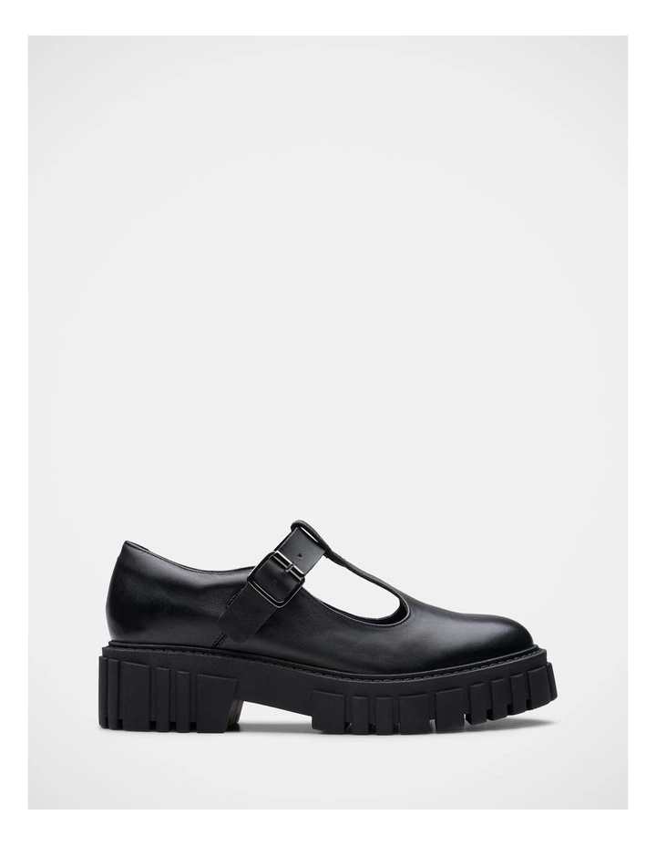 Page Bar Shoes in Black image 1
