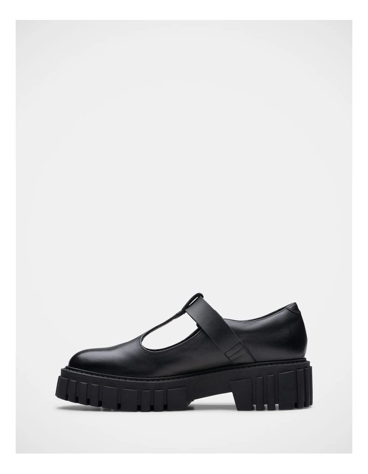 Page Bar Shoes in Black image 2
