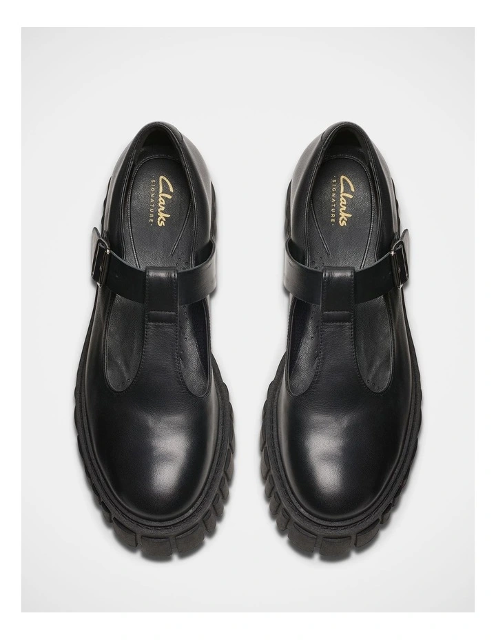 Page Bar Shoes in Black image 6