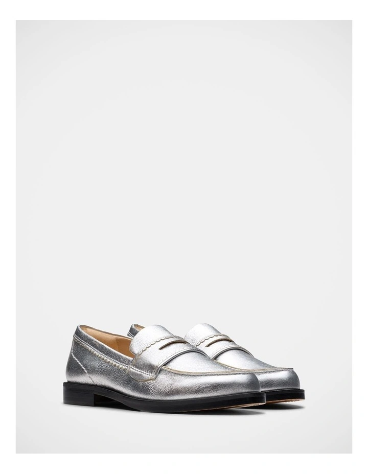 Straven Edge Shoes in Silver image 4