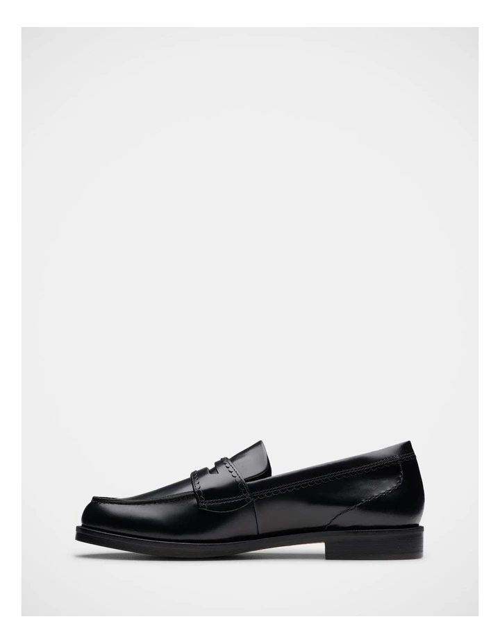 Straven Edge Shoes in Black image 2