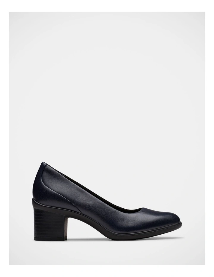 Shaya Poppy Shoes in Navy image 1