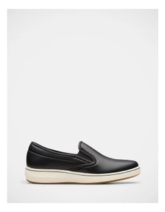 Brinkleyskyzoe Shoes in Black