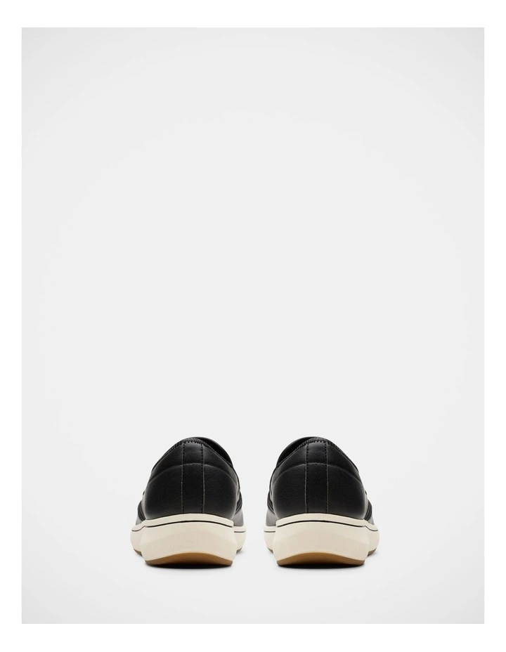 Brinkleyskyzoe Shoes in Black image 5