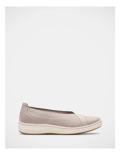 Brinkleyskyair Shoes in Light Grey