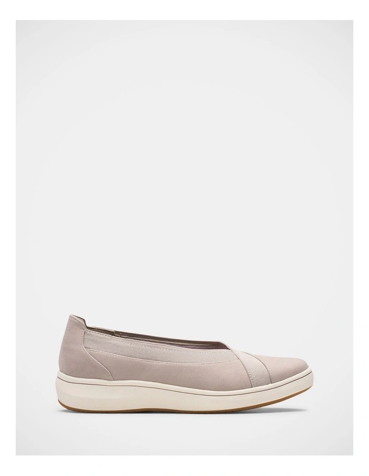 Brinkleyskyair Shoes in Light Grey image 1