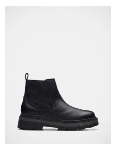 Hencroft Step Boots in Black