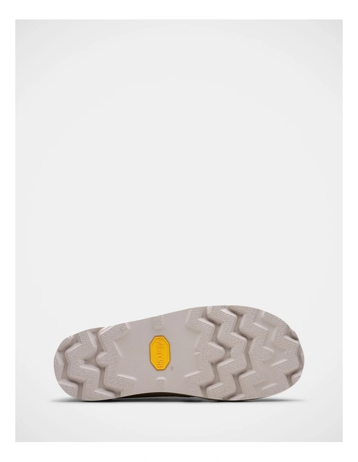 Desert Trek Gore-Tex Shoes in Sand image 3