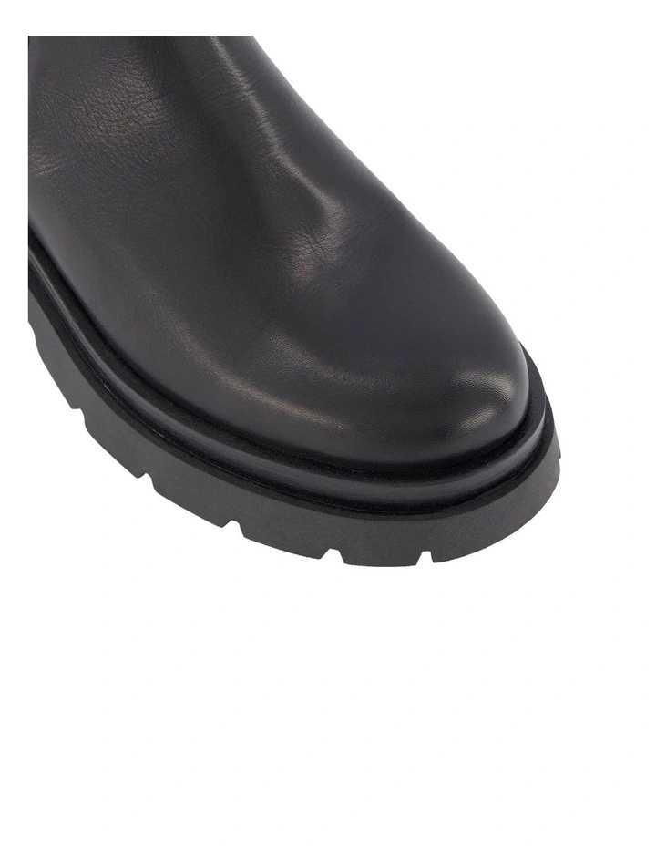 Palmz Ankle Boots in Black image 3