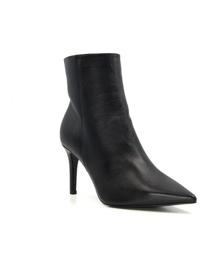 Oliyah Boots in Black image 2