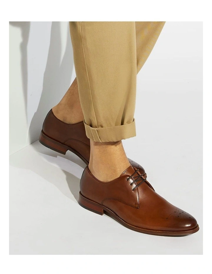 Sebastian Dress Shoe in Tan image 2