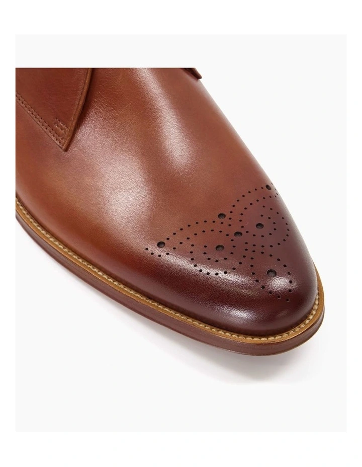 Sebastian Dress Shoe in Tan image 4