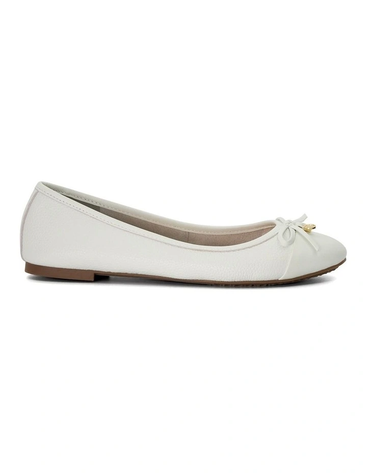 Hallo Ballet Flat in White image 1