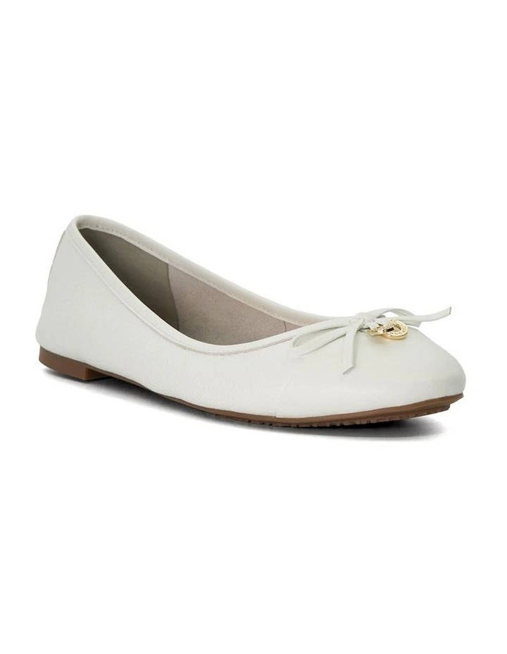 Hallo Ballet Flat in White image 2