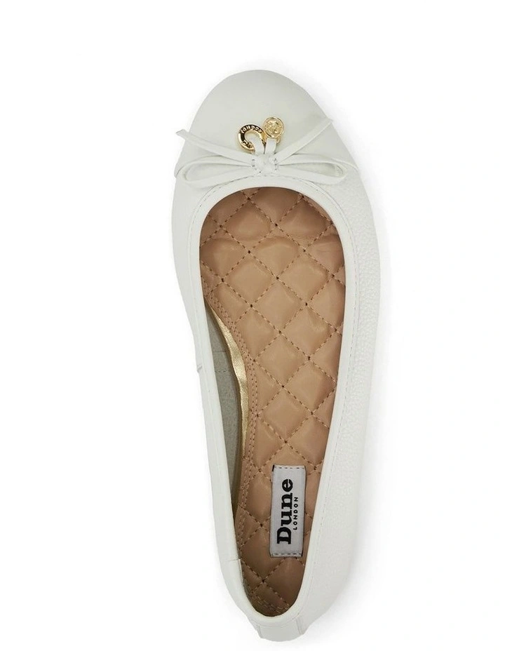 Hallo Ballet Flat in White image 4