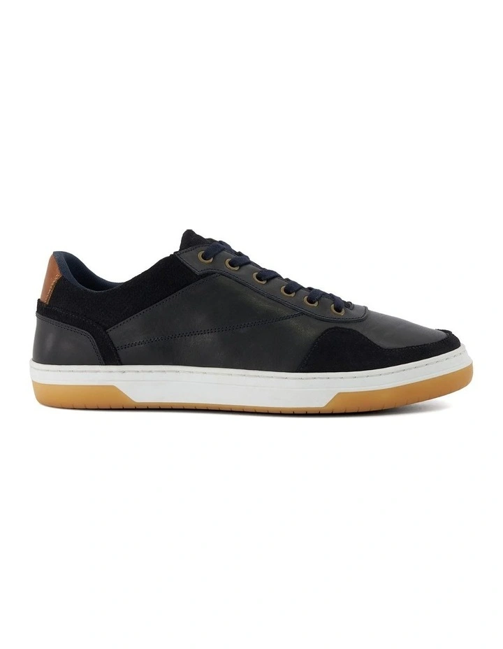 Thorin Sneaker in Navy image 1
