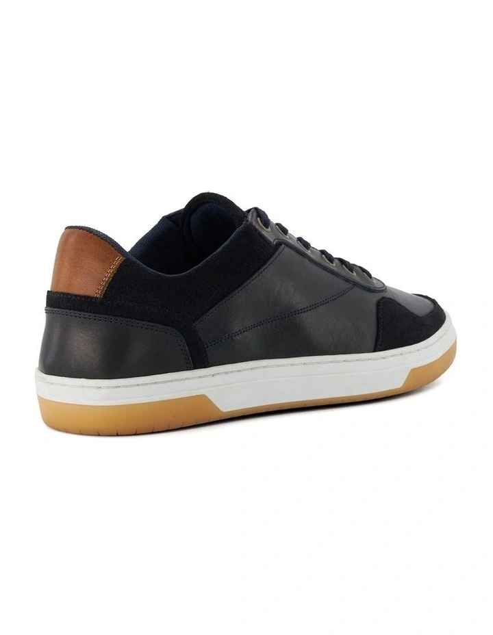 Thorin Sneaker in Navy image 4