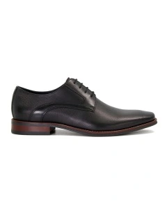 Stoney Dress Shoe in Black