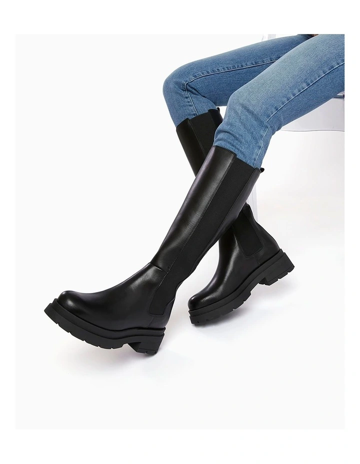 Tempas Boot in Black image 4