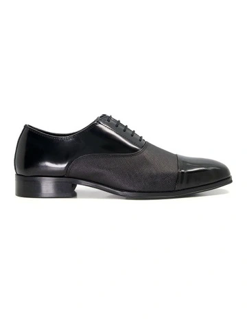 Sheet Dress Shoe in Embossed Leather