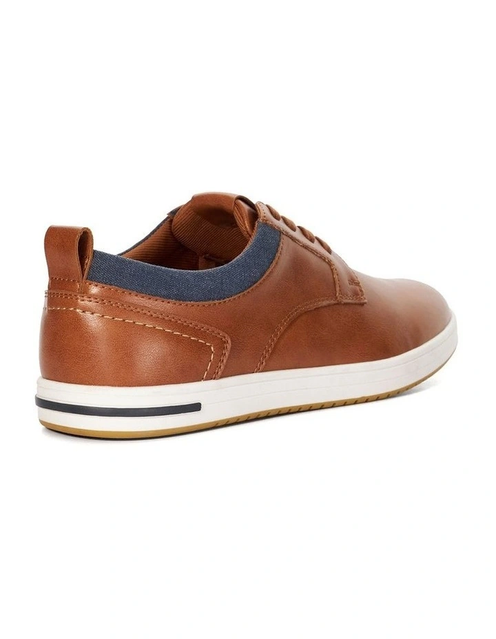 Travels Sneaker in Tan image 4