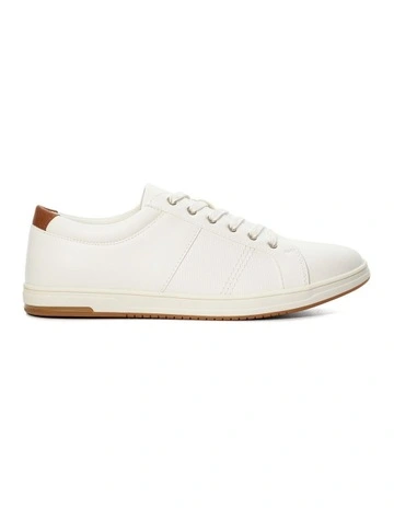 Trez Sneaker in White