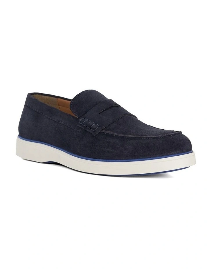 Buntis Loafer Shoes in Navy image 2